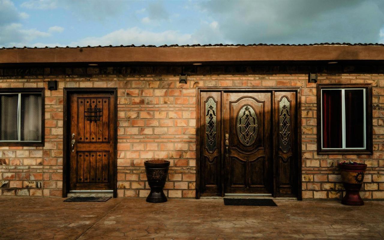Cabana R Y A Valle De Guadalupe Exterior photo